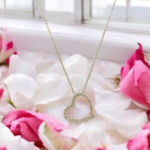 💖HP💖JCM Silver Tone Graduated Cubic Zirconia Stones Open Heart Necklace